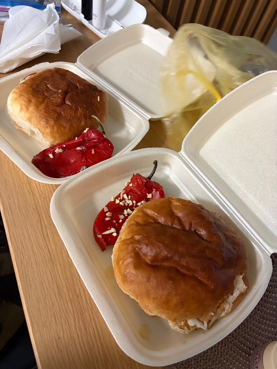 当地体育生午餐